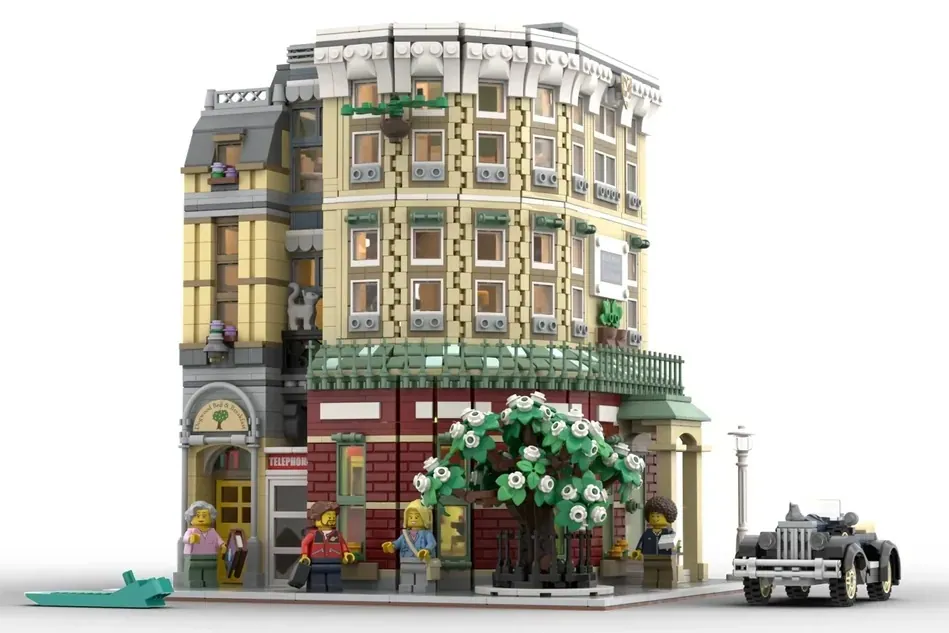 LEGO Ideas 2024: D&D, Jaws, Telephone Box, Cat & Family Tree